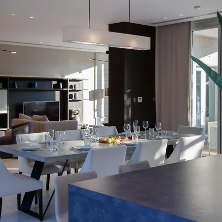 Vivo Mare Beachfront - Emerald Villa Ayia Napa