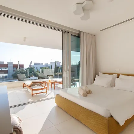 Vivo Mare Beachfront - Emerald Ayia Napa