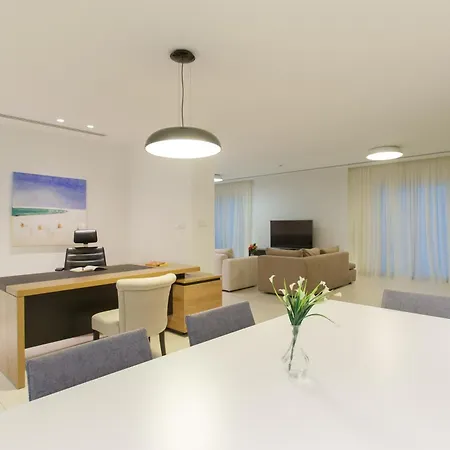 Villa Vivo Mare Beachfront - Emerald Ayia Napa